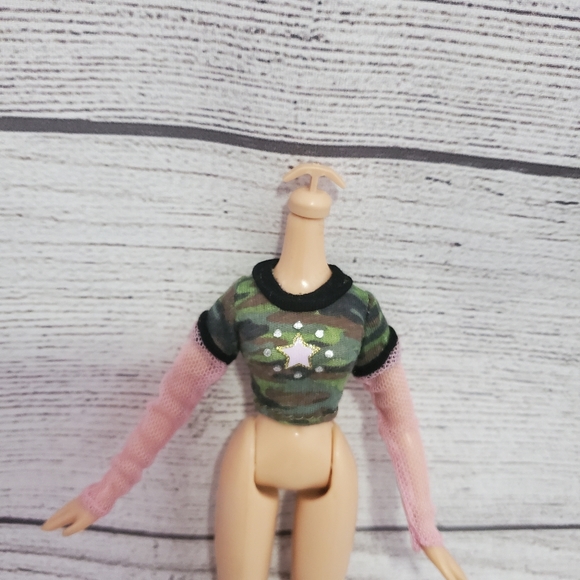 COPY - Princess Jade bratz doll top shirt only - Picture 2 of 7